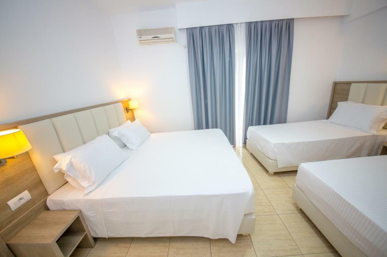 Hotel Alina Saranda Extérieur photo